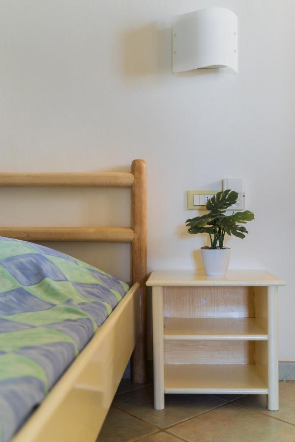 Lovely Beach Front Apartment In Santa Maria Luaran gambar